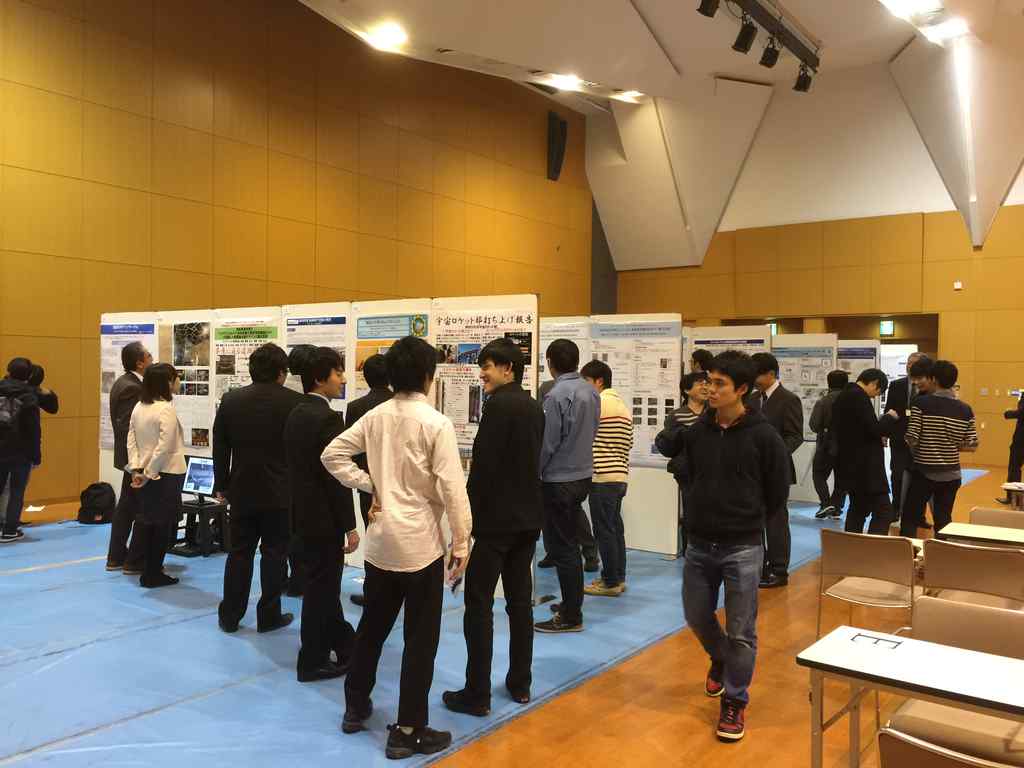 神大テクノフェスタ2016の学生展示ブース