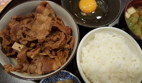 「大市」すき焼きランチ